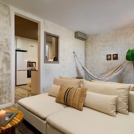 Apartment Natuna - 3 Bedrooms In Eixample Esquerra Barcelona