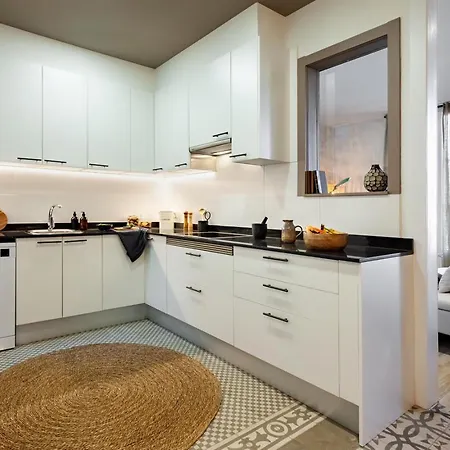 Apartment Natuna - 3 Bedrooms In Eixample Esquerra *