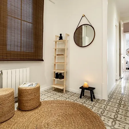 Natuna - 3 Bedrooms In Eixample Esquerra Apartment *