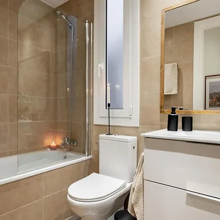 Natuna - 3 Bedrooms In Eixample Esquerra