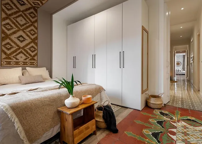 Natuna - 3 Bedrooms In Eixample Esquerra